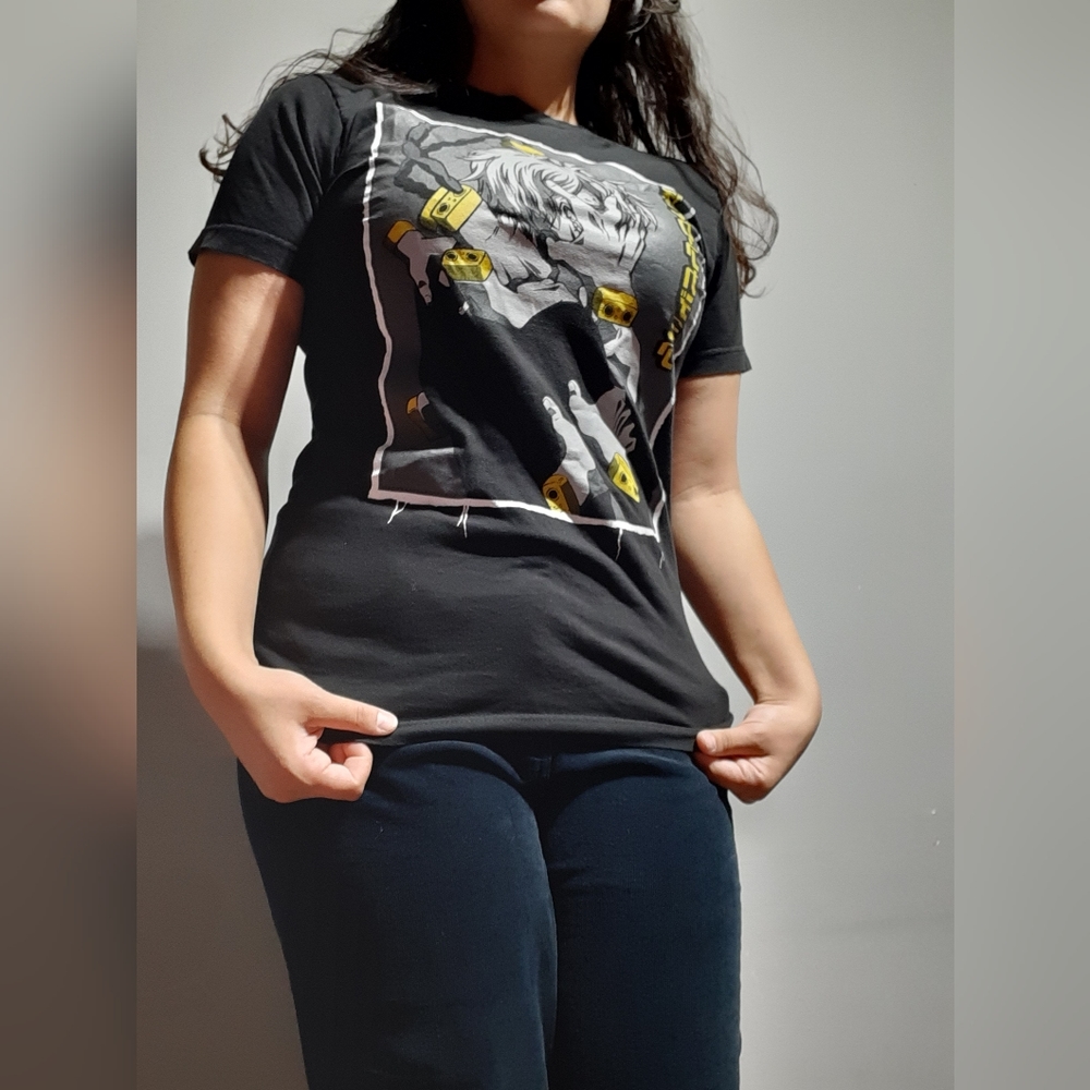 My hero academia graphic tee size medium